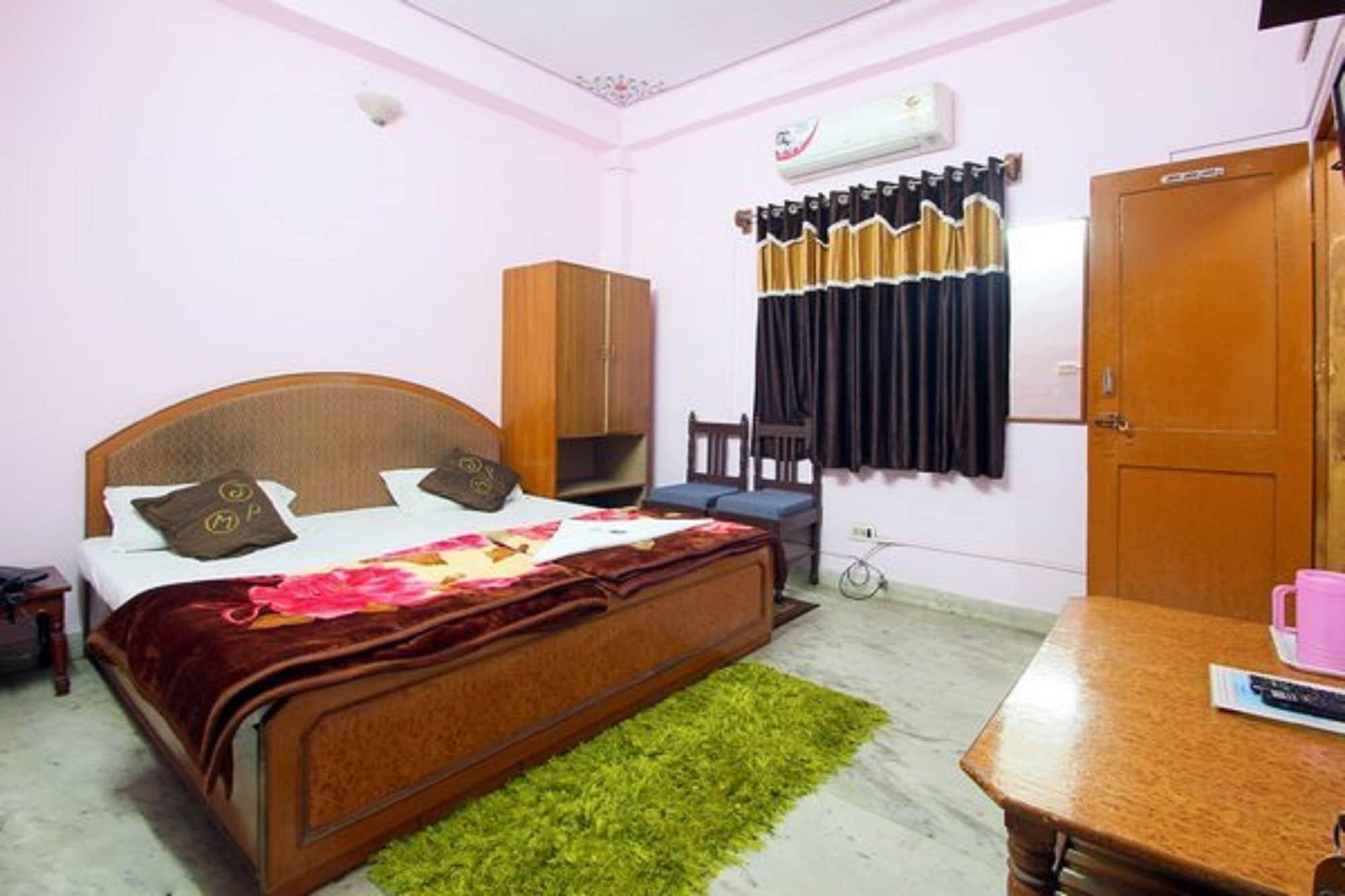 Super Oyo Flagship 72253 Jai Maa Palace Hotel Джайпур Екстериор снимка
